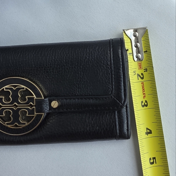 Tory Burch Black Wallet with Gold Logo - Picture 9 of 11